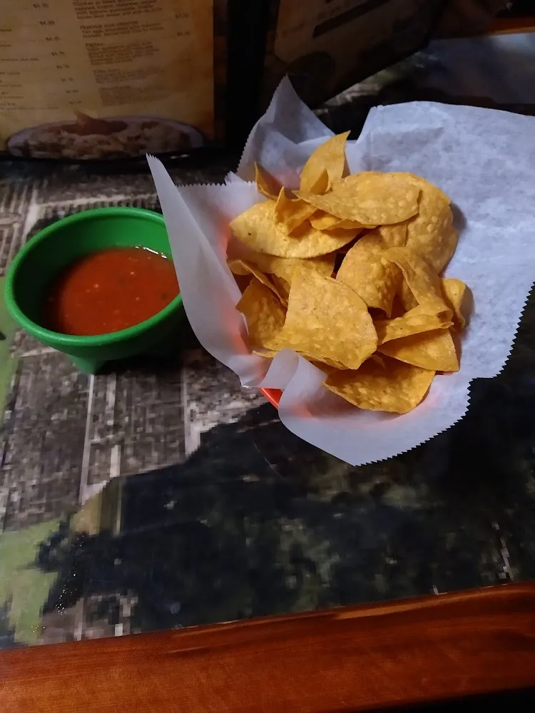 Nachos with Salsa